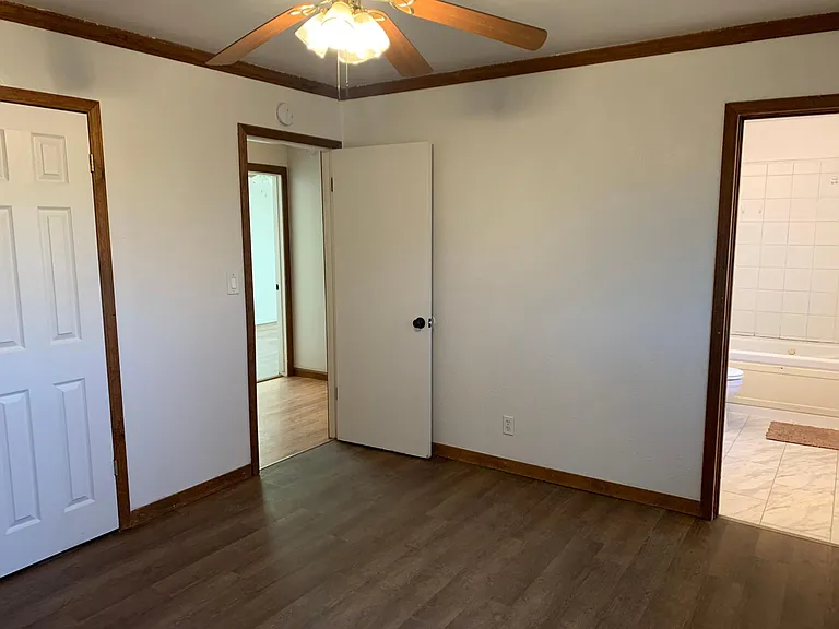 190 Chestnut Ave — Photo 24