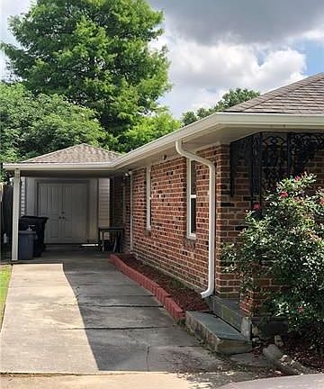 2nd image of 6131 Charlotte Dr
