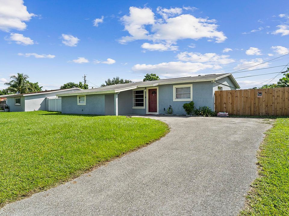 1st image of 844 Jamaican Drive