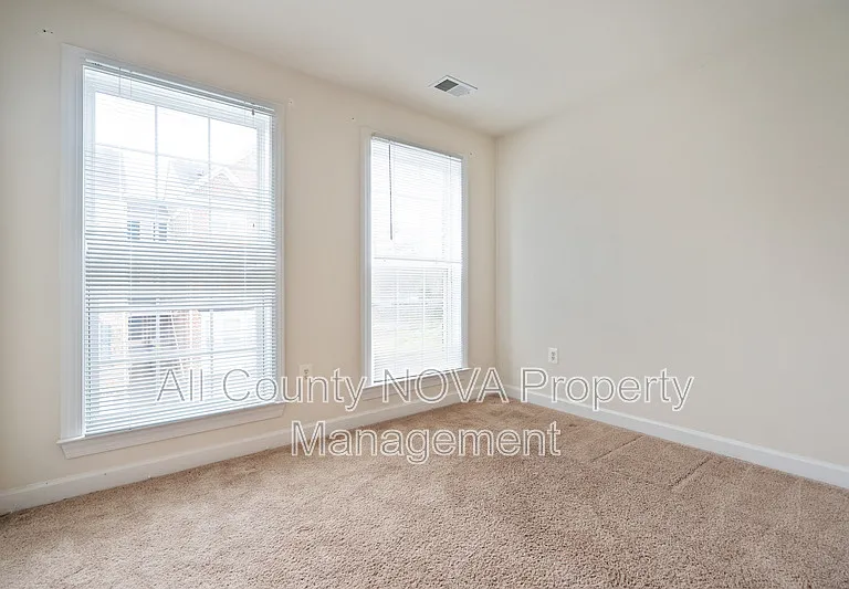 3546 Carriage Walk Ln #47-D — Photo 14