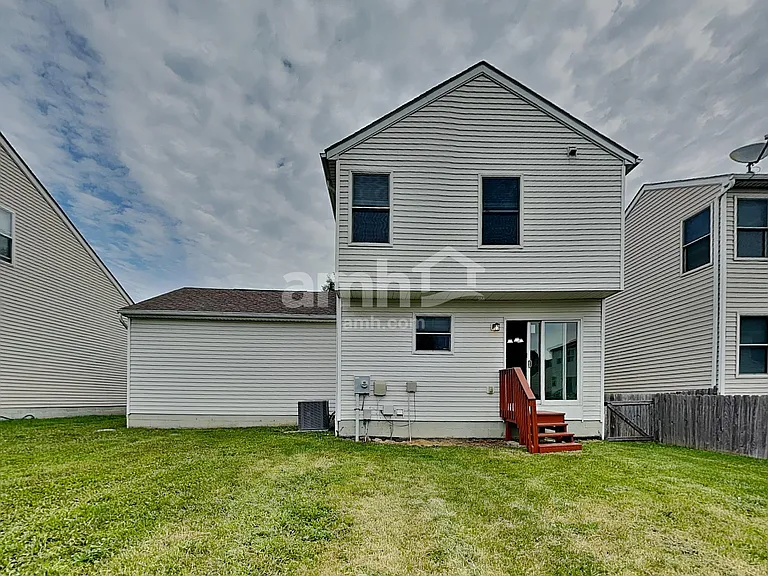 7961 Blacklick View Dr — Photo 21