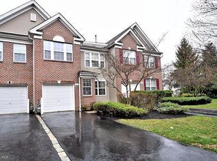 33 Simons Way #61, Huntingdon Valley, PA 19006