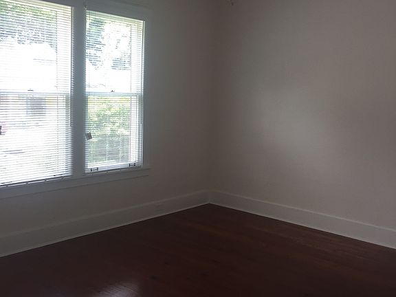 2nd image of 1748 Evelyn Ave
