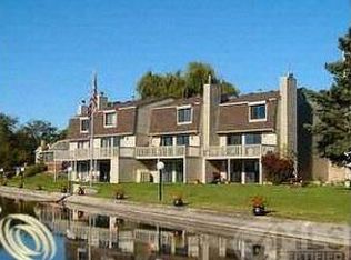 106 E Walled Lake Dr APT 10, Walled Lake, MI 48390