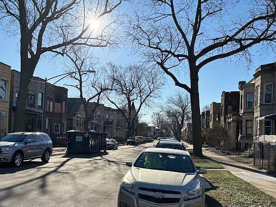 4th image of 6313 S Eberhart Ave