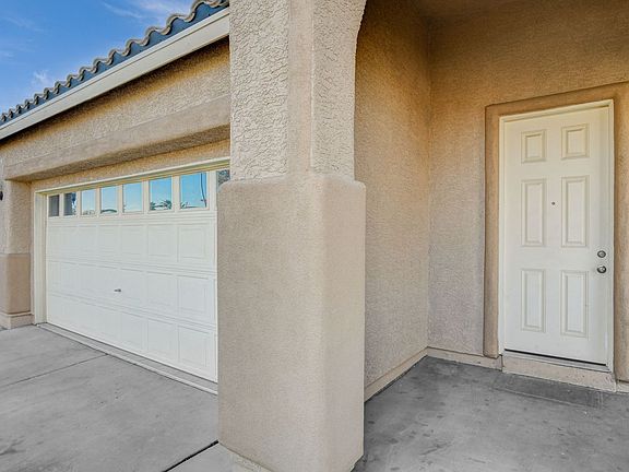 4th image of 6725 Sand Swallow St
