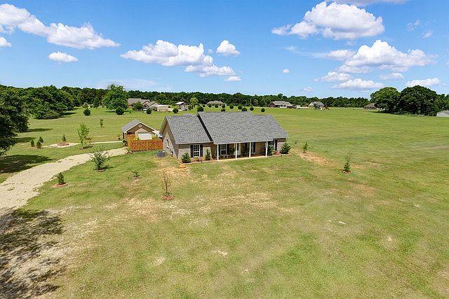 1st image of 29283 Pine Crest Dr