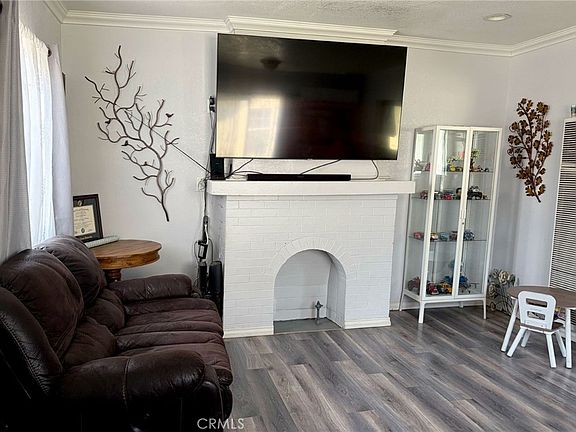5th image of 5607 S Normandie Ave