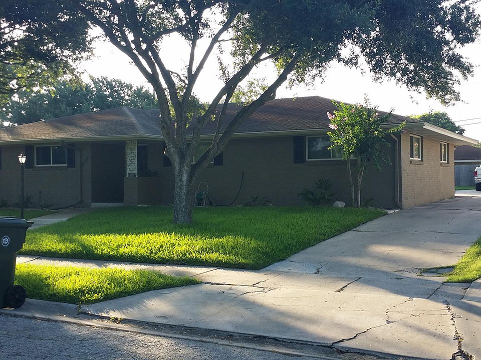 1st image of 409 Chase Dr