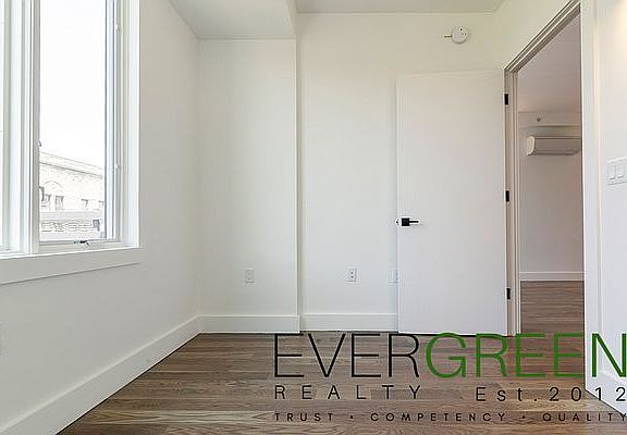 4th image of 319 E 19th St #4B
