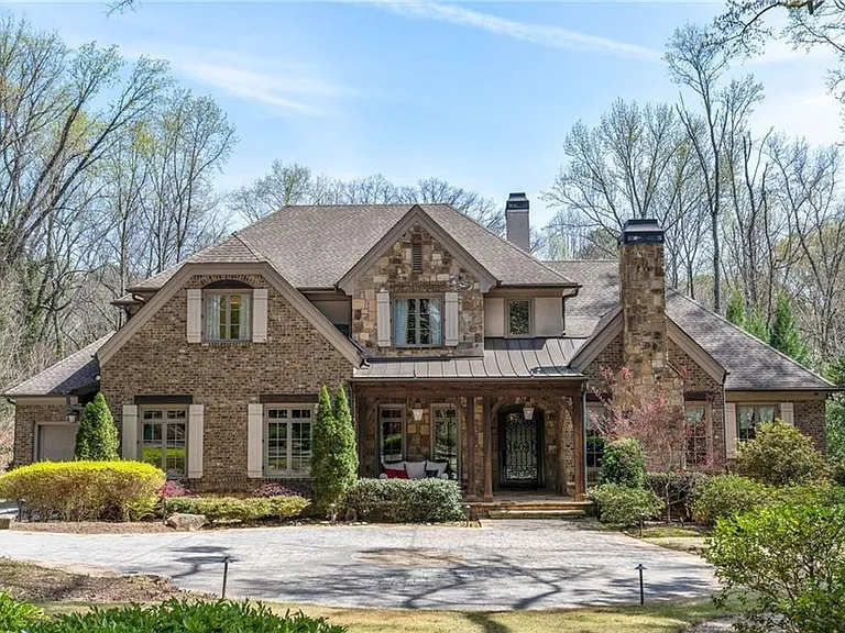 5265 Peachtree Dunwoody Rd — Photo 1