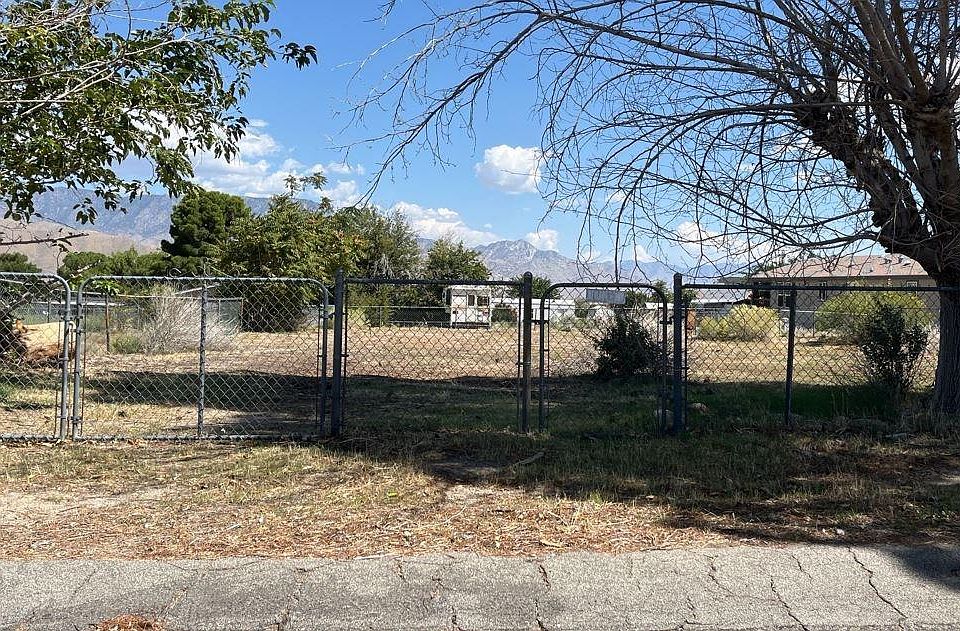 2nd image of 8421 Dawn Pl