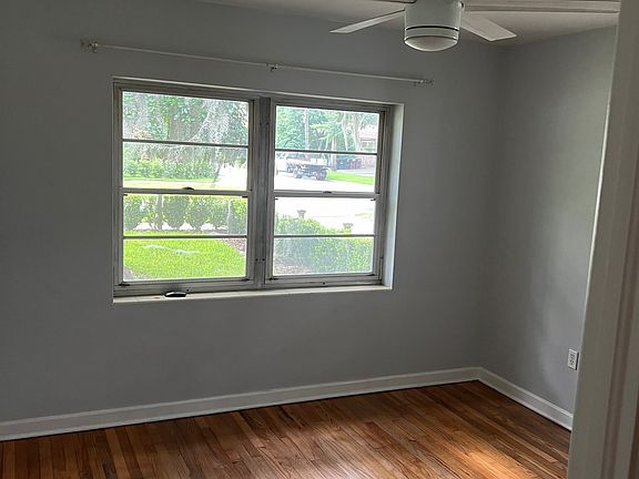 3rd image of 718 S Mills Ave