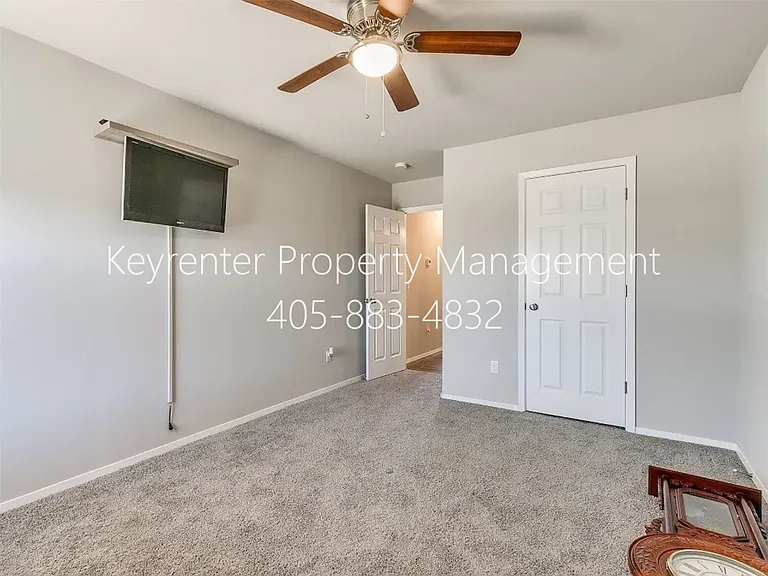 1636 Eighty Niner Ter — Photo 32