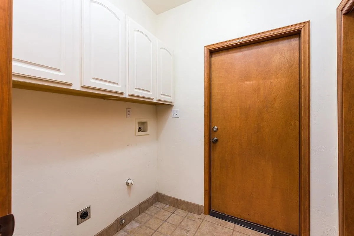 3 bed, 1737 sqft, $1,700 — Photo 4