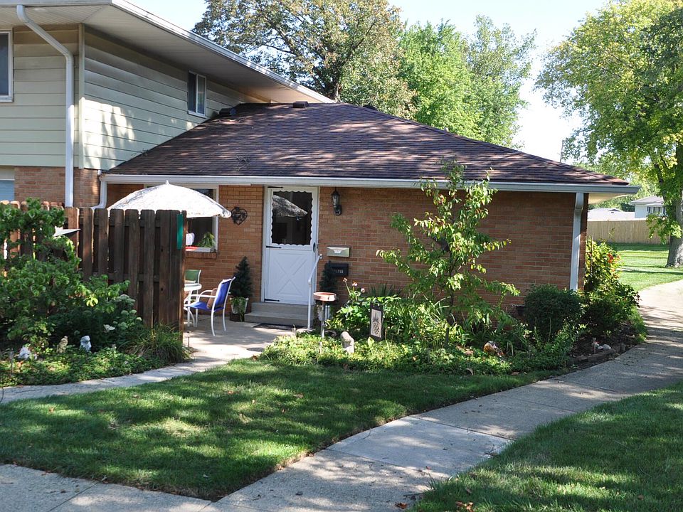 1st image of 1708 Mars Hill Dr #21