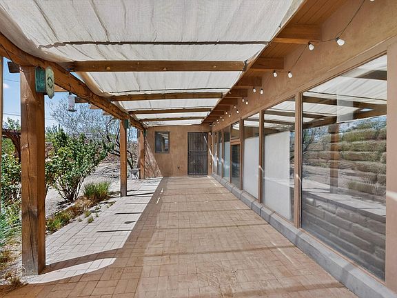 4th image of 2824 Carlota Rd NW