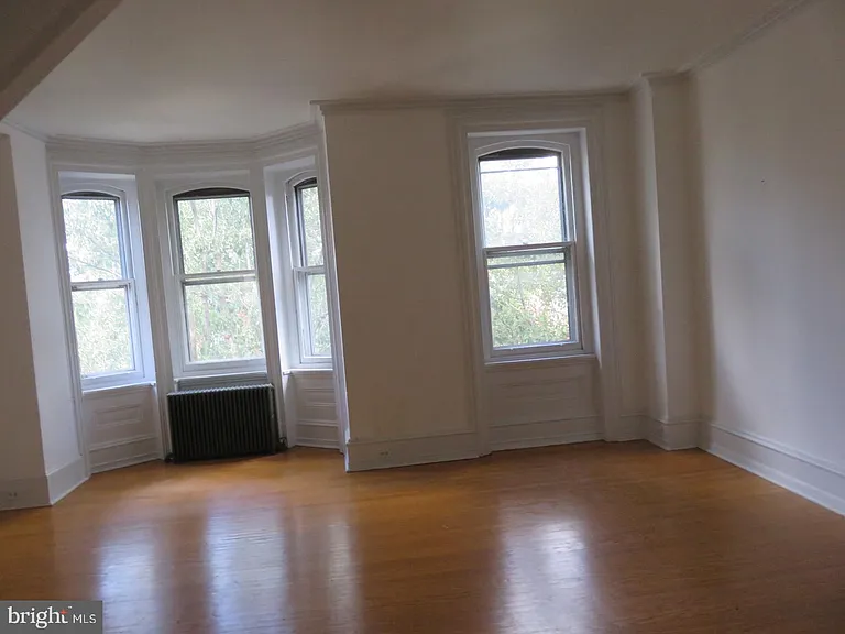 2114 Pine St #3F — Photo 7