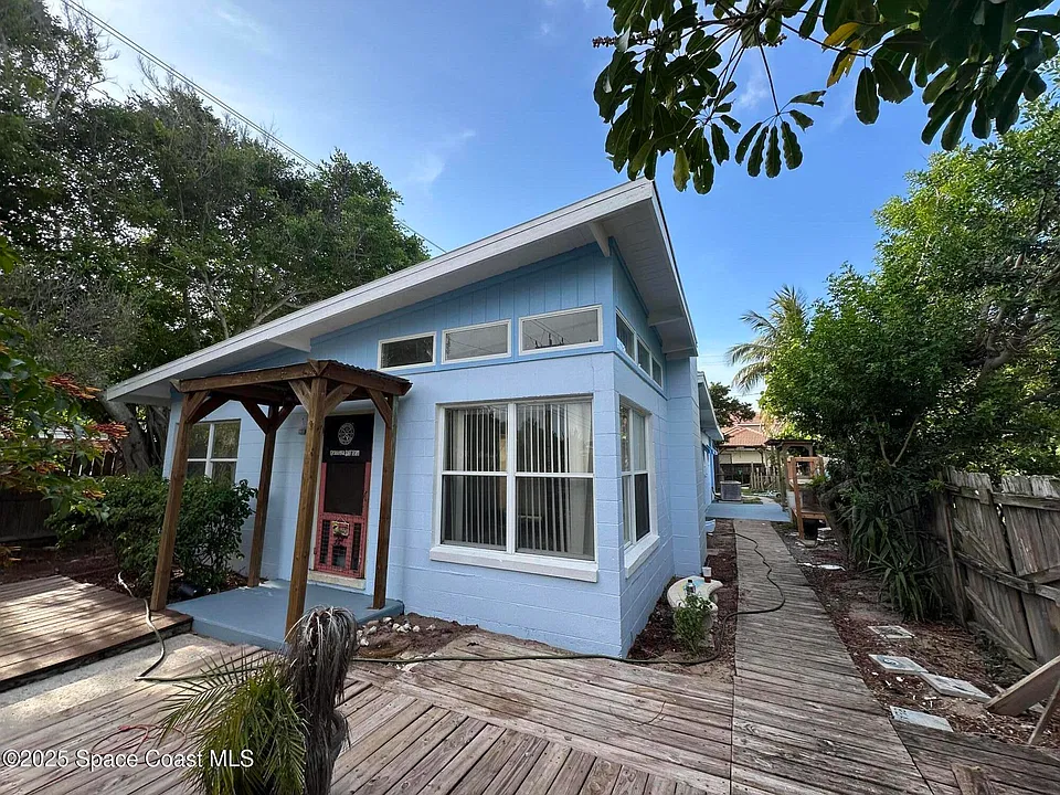 400 Lincoln Ave