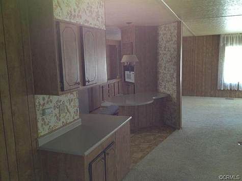 4th image of 689 Seville Dr