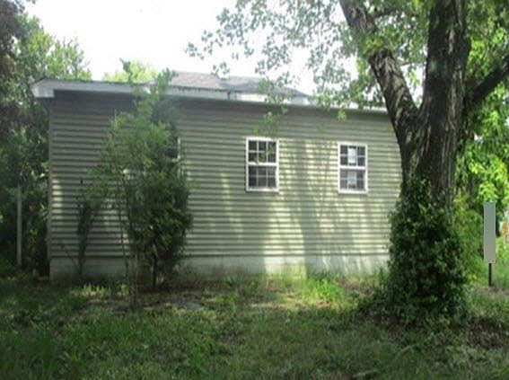 2nd image of 407 W Bernard St