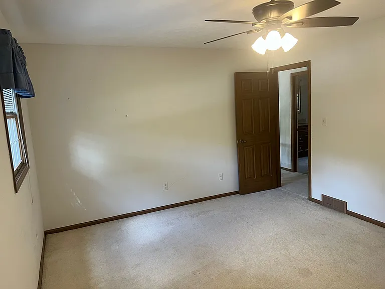 2259 Augusta Ct — Photo 39