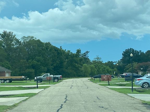 4th image of 38179 Shelby Dr