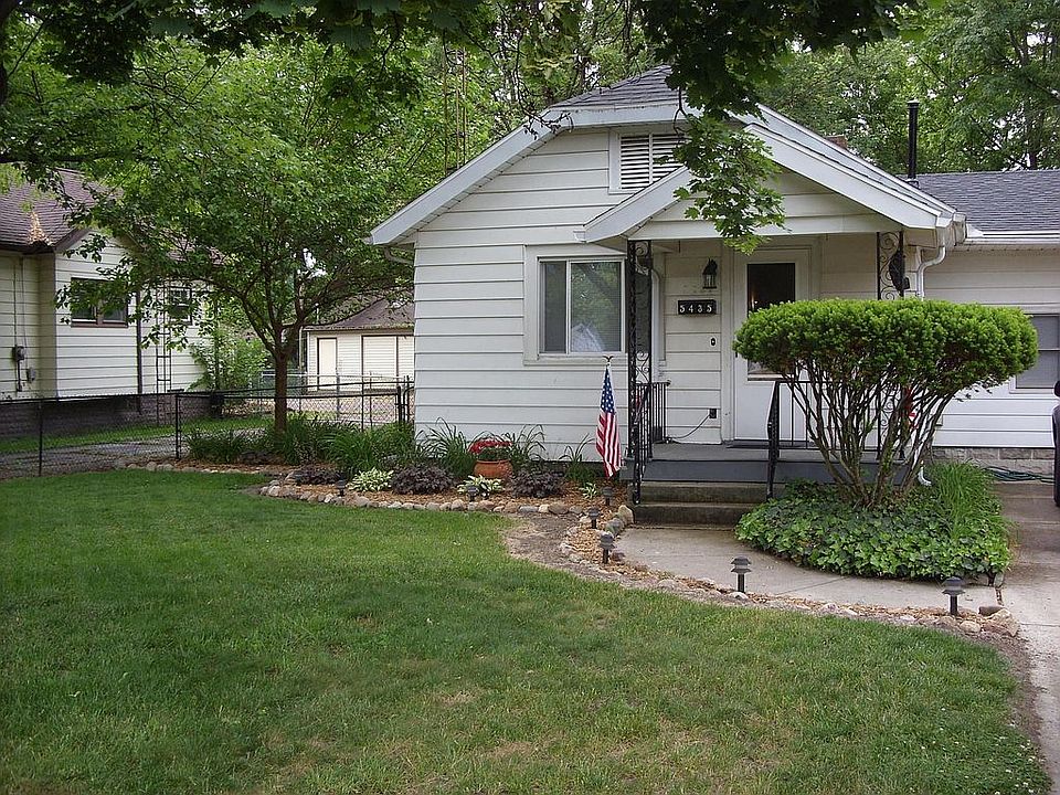 Exterior Front (N-S)