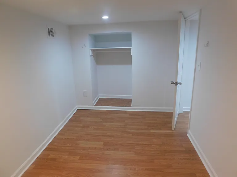 985 McKay Dr SE #C — Photo 7