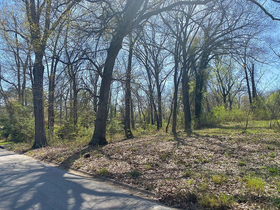 2nd image of Clay St