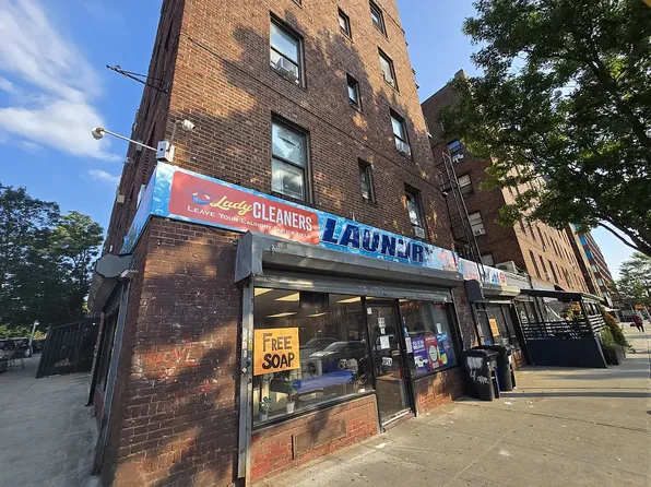 725 Fourth Avenue image 8 of 14