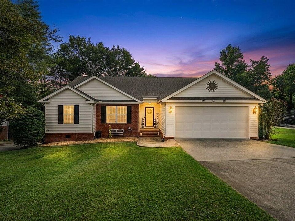 1st image of 318 Eaglebend Dr