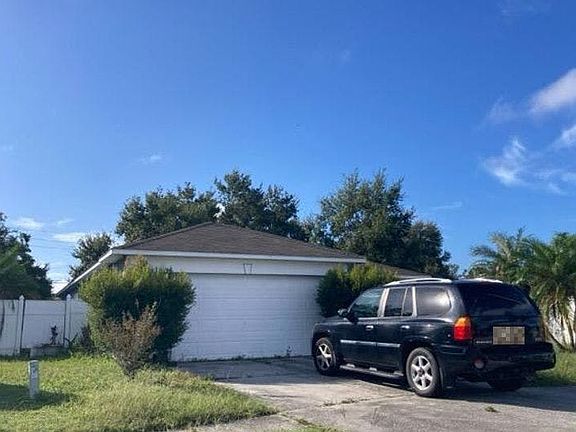 3rd image of 1512 Silktree Ct