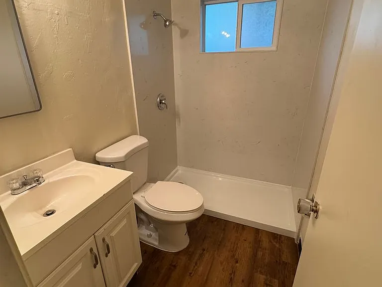 Mulberry Court Apartments — Photo 18