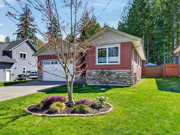 3028 Swanson St, Courtenay, BC V9N 0C9