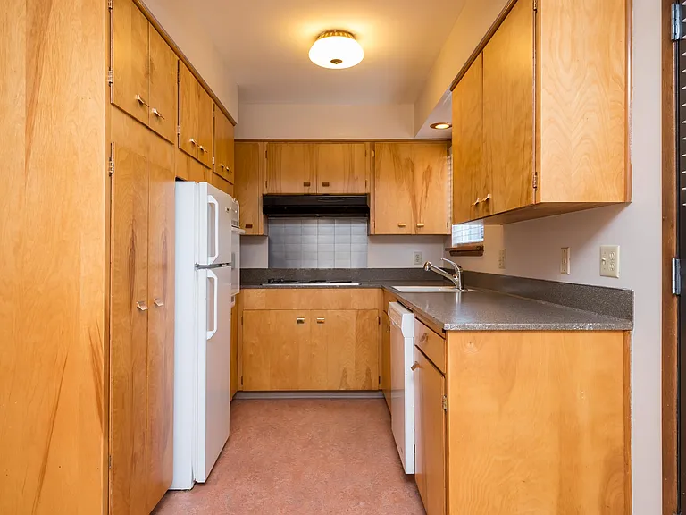 2518-2504 N Rosa Parks Way #2526 — Photo 5
