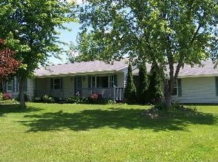 10474 Circle J Ct, Fenton, MI 48430