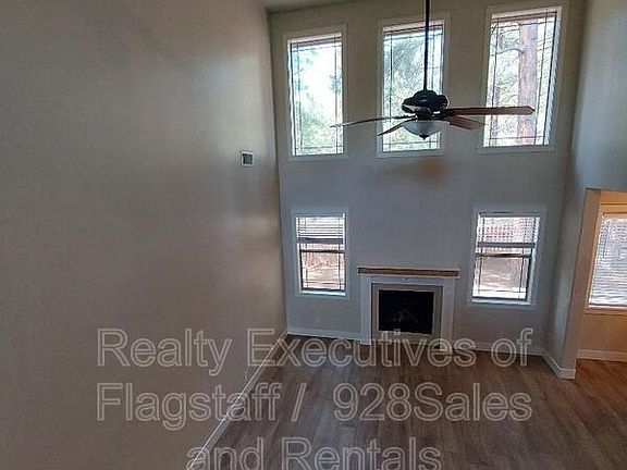 2nd image of 4160 N Emerald Lake Dr