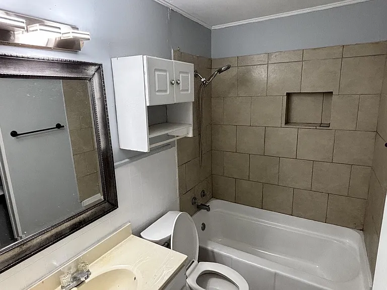 3017 Fern St — Photo 4