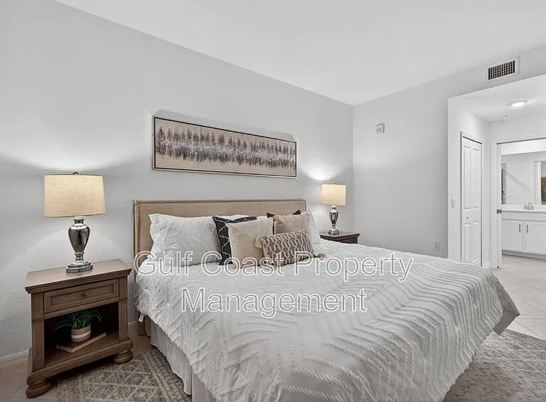 14201 Heritage Landing Blvd #1312 — Photo 20