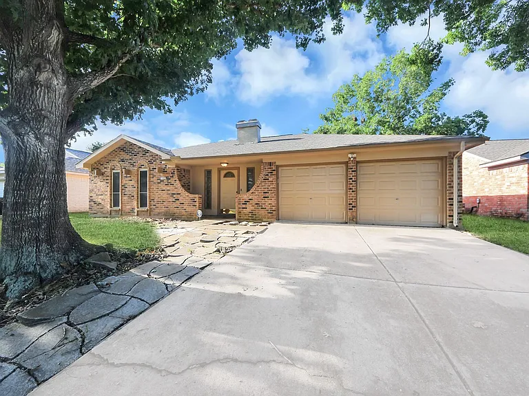 22811 Elkana Deane Ln — Photo 1