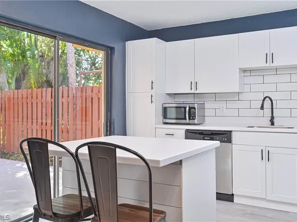 1520 Park Meadows Dr APT 2, Fort Myers, FL 33907