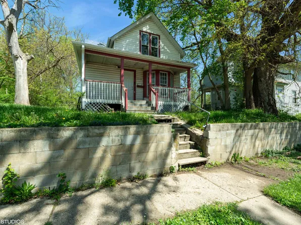 1111 Blaisdell St, Rockford, IL 61101