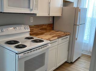 11 E High St #3, Ballston Spa, NY 12020