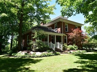 11828 Auburn Rd, Chardon, OH 44024