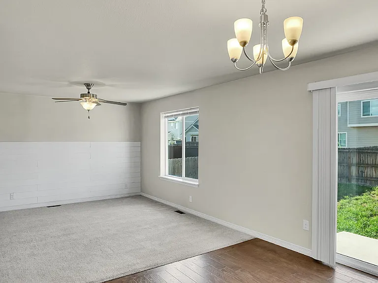 6782 Galpin Dr — Photo 7