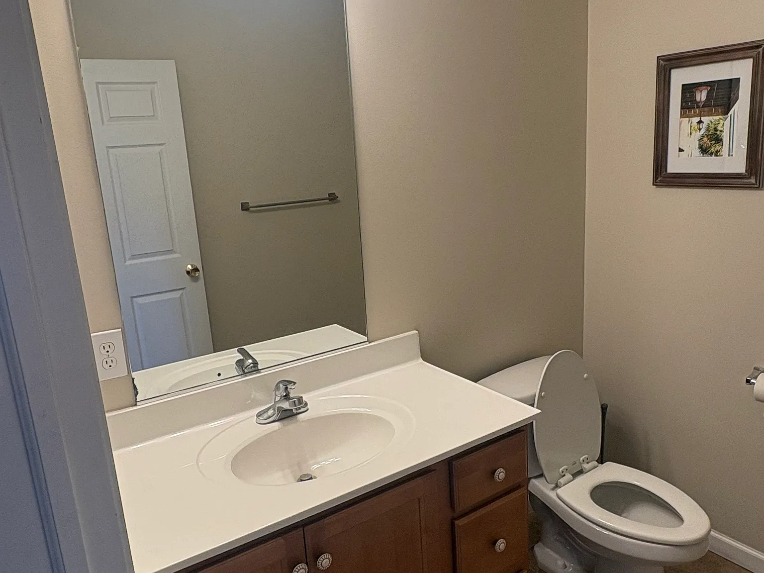2 bed, 1149 sqft, $1,750 — Photo 3