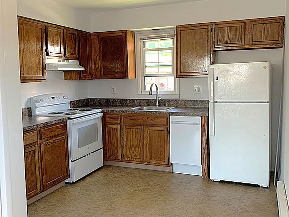 2nd image of 362 Shore Dr E #13
