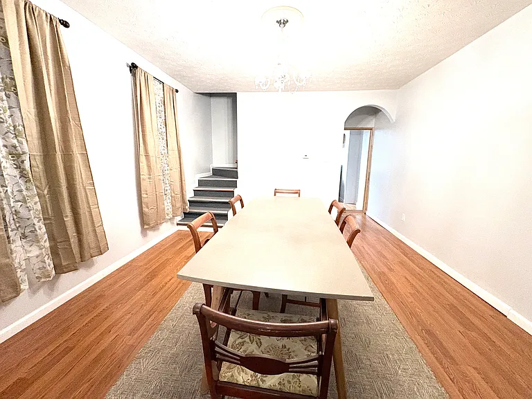 630 Troy St #630 — Photo 11