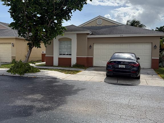 2nd image of 213 N Ketch Dr
